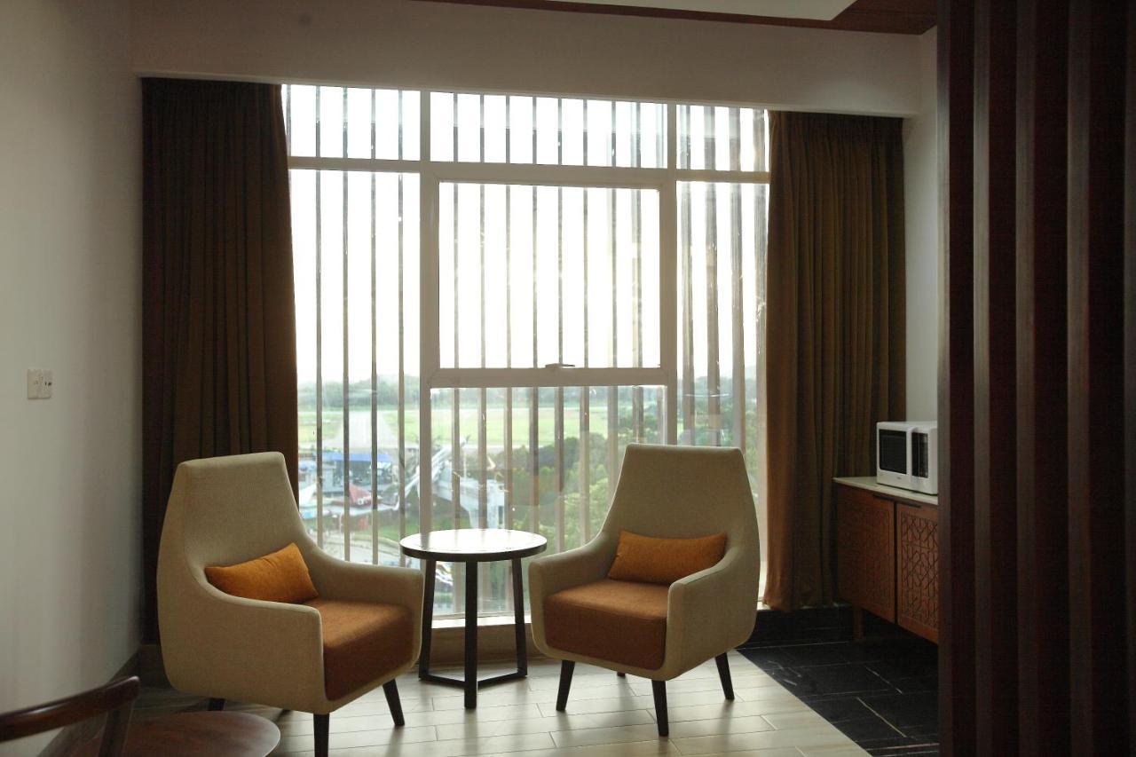 Empyrean Dhaka City Centre Exterior photo