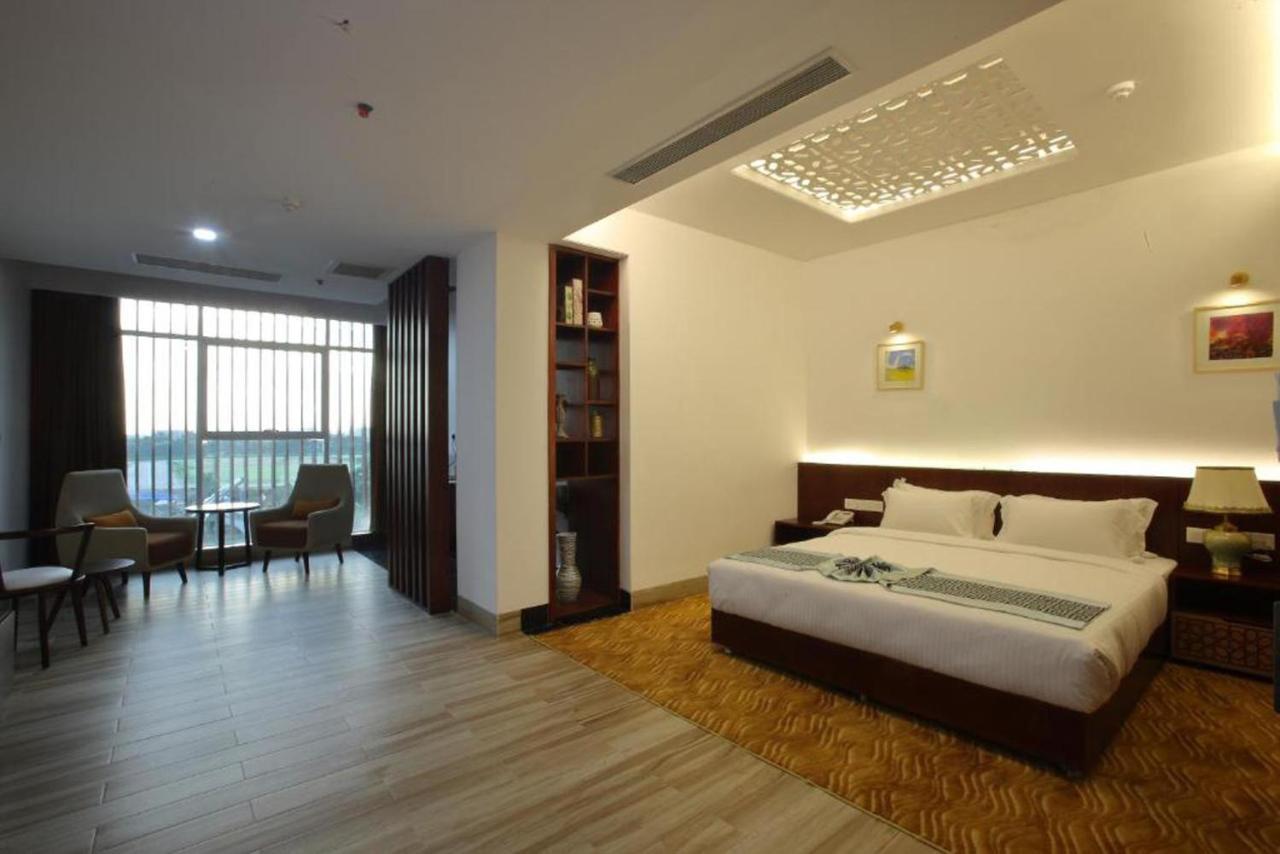 Empyrean Dhaka City Centre Exterior photo