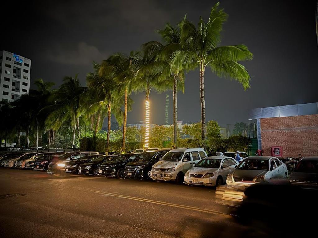 Empyrean Dhaka City Centre Exterior photo