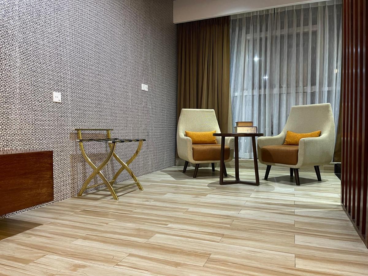 Empyrean Dhaka City Centre Exterior photo